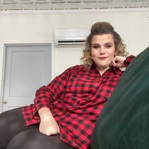 Meet your Posher, Brittany Jo!